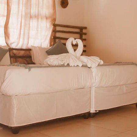 Leeville Guesthouse Kasane Εξωτερικό φωτογραφία