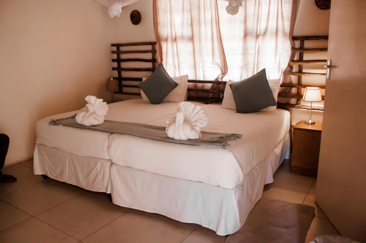 Leeville Guesthouse Kasane Εξωτερικό φωτογραφία
