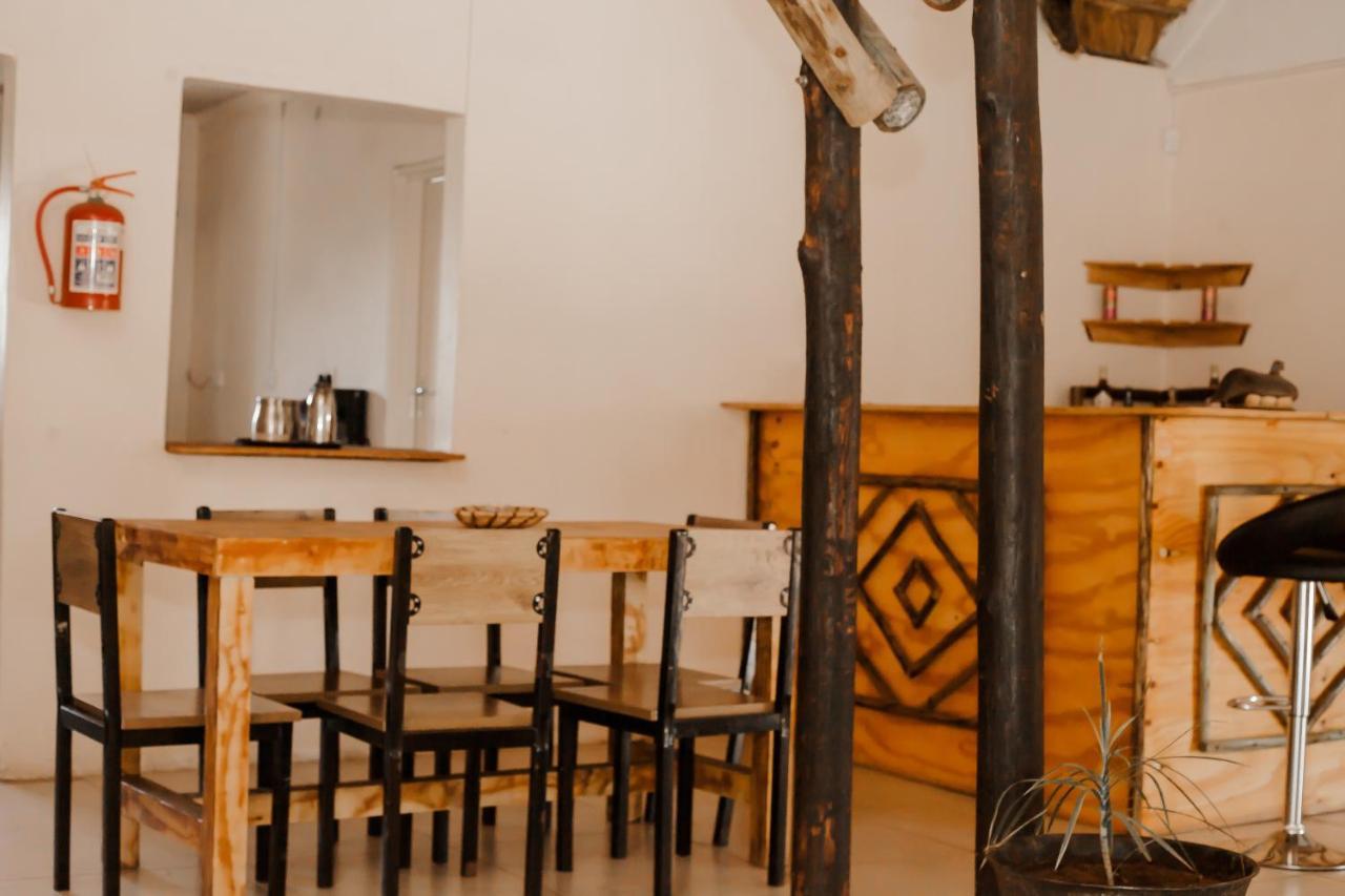 Leeville Guesthouse Kasane Εξωτερικό φωτογραφία
