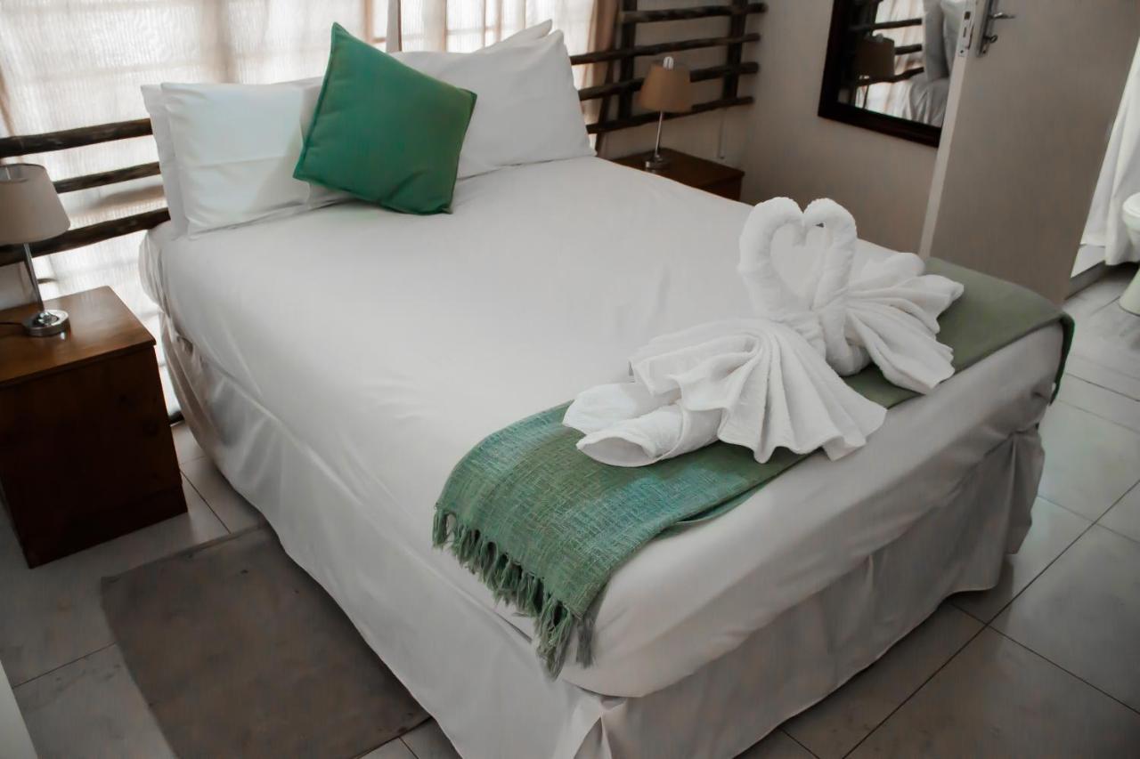 Leeville Guesthouse Kasane Εξωτερικό φωτογραφία